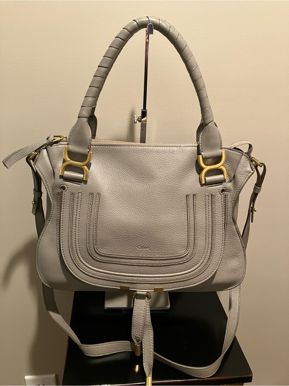 Chloé Light Gray Leather Satchel with Gold Hardware Excellent Condition